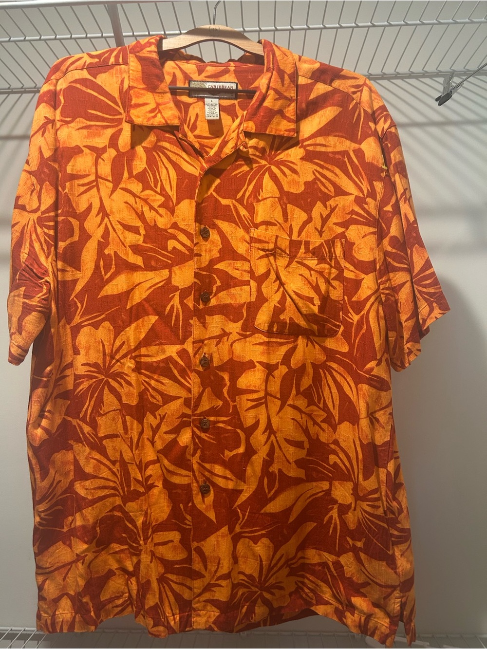 Caribbean Joe Men’s Orange and Rust Tropical Hawaiian Shirt Rayon L